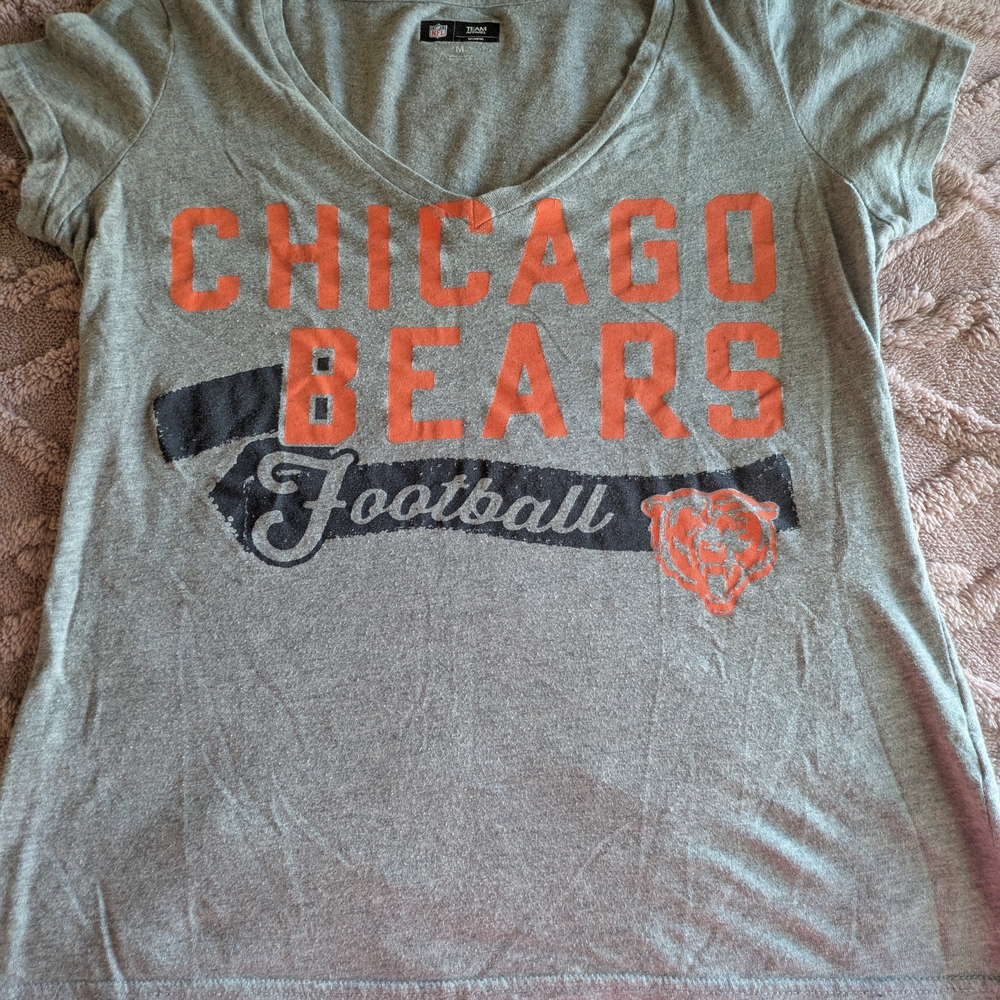 NFL Team Apparel Women's Gray T-Shirt